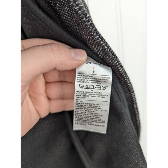 Banana Republic Black and White Herringbone Machine Washable Blazer Size Small - Picture 8 of 10